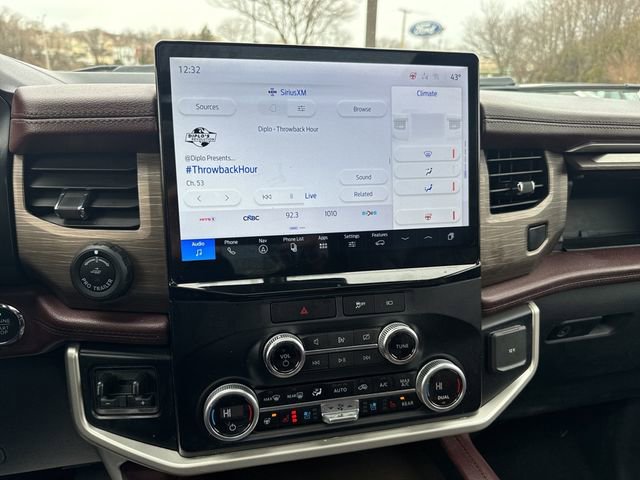 Used 2023 Ford Expedition Limited image 16