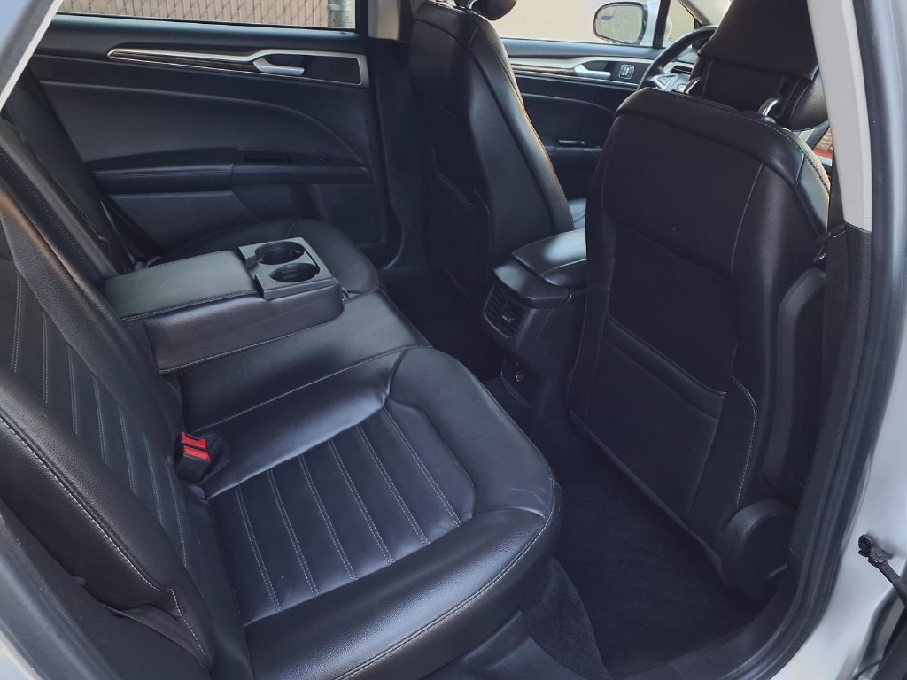 Used 2013 Ford Fusion SE FWD image 34