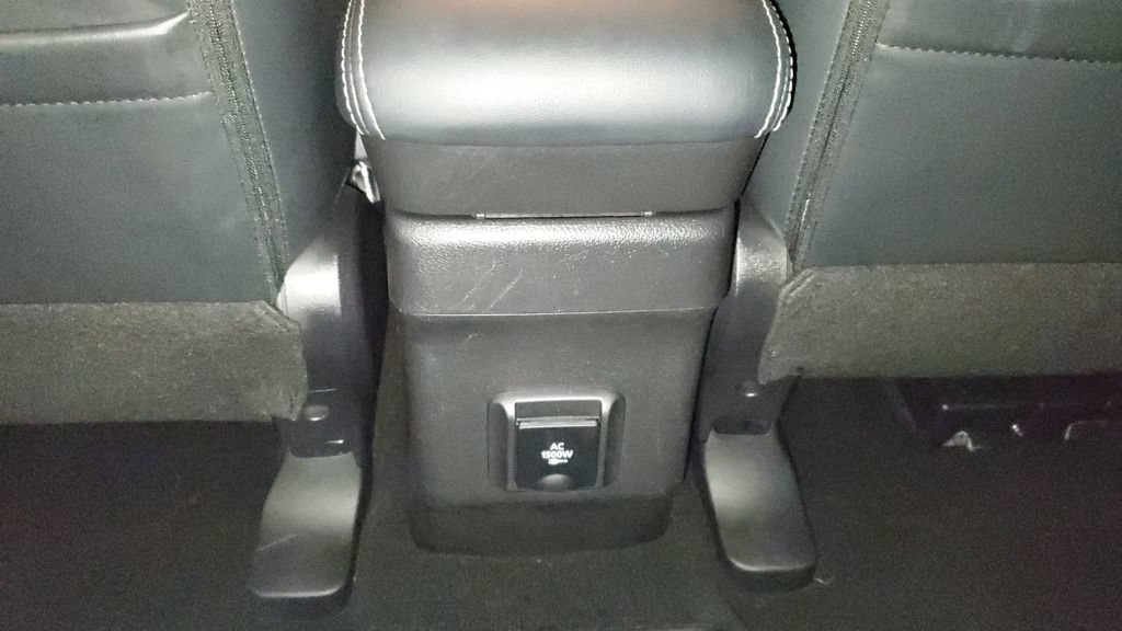 Used 2018 Mitsubishi Outlander GT AWD/4WD image 15