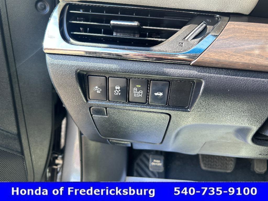 Used 2018 Toyota Avalon XLE Premium w/ All Weather Liner Package image 23