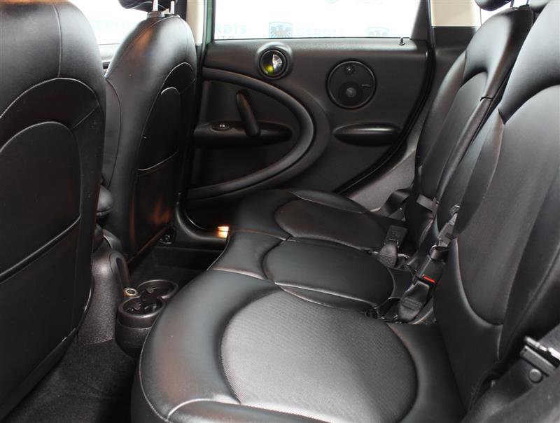 Used 2016 MINI Cooper Countryman S w/ Premium Package image 16