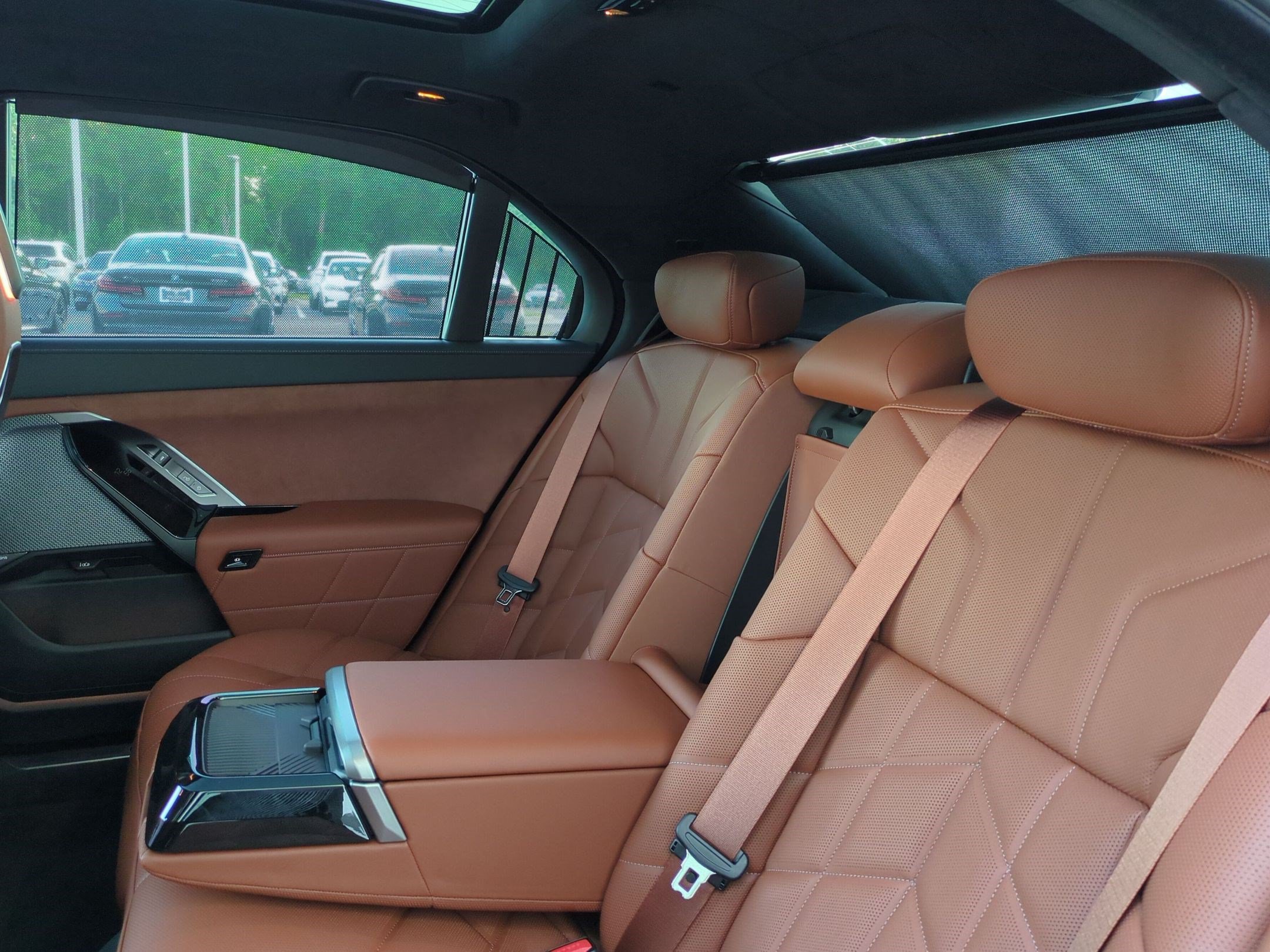 New 2027 BMW 740i xDrive w/ Executive Package AWD/4WD image 41