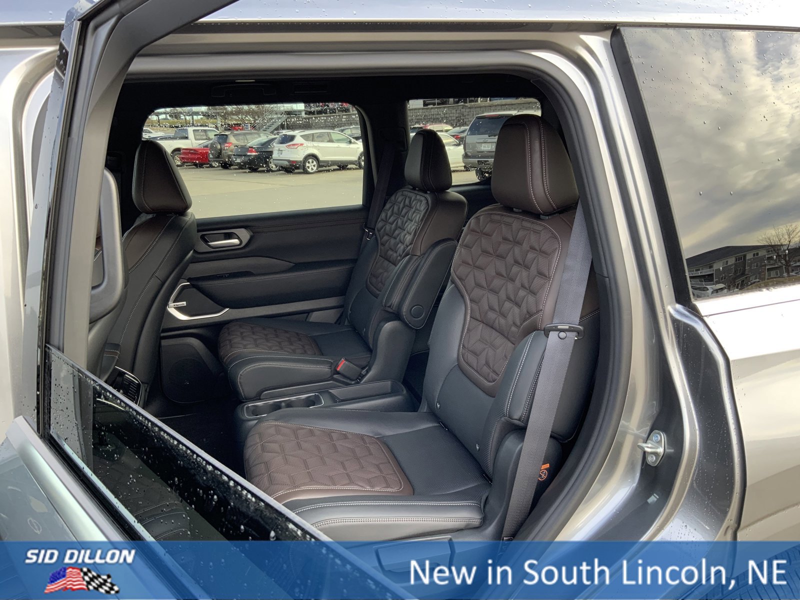 New 2026 Nissan Armada Platinum image 10