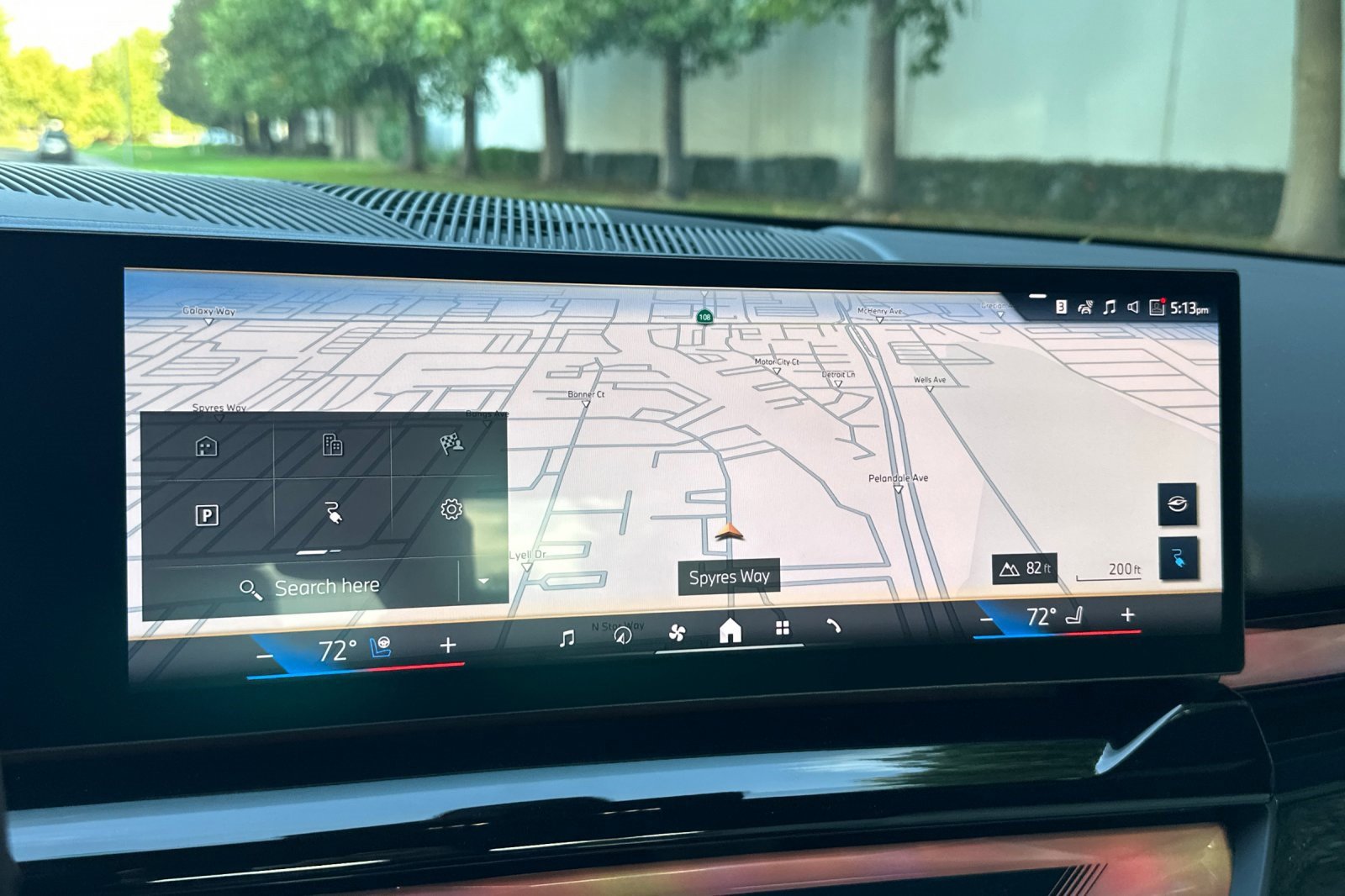 New 2026 BMW i5 eDrive40 image 15