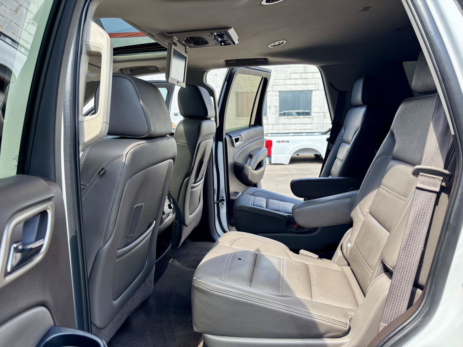 Used 2016 GMC Yukon Denali w/ Open Road Package AWD/4WD image 27