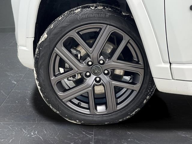 Used 2025 Jeep Compass Limited w/ High Altitude Package image 35