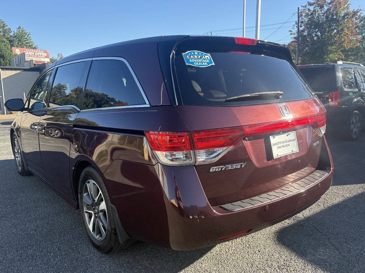 Used 2015 Honda Odyssey Touring image 4