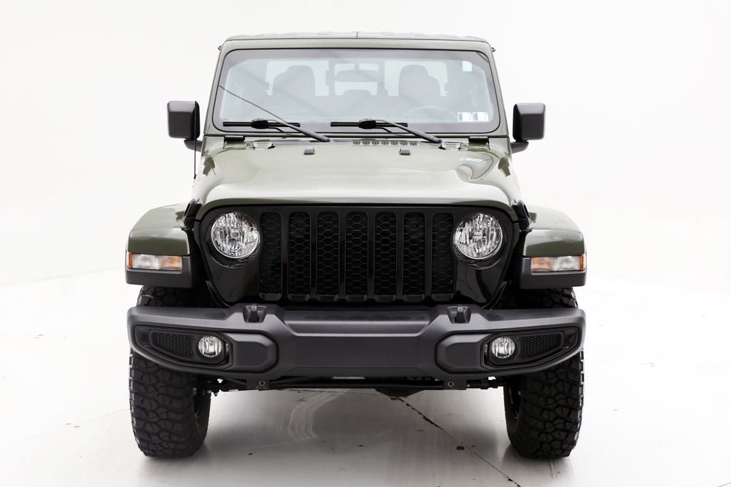 Used 2023 Jeep Gladiator Sport image 5