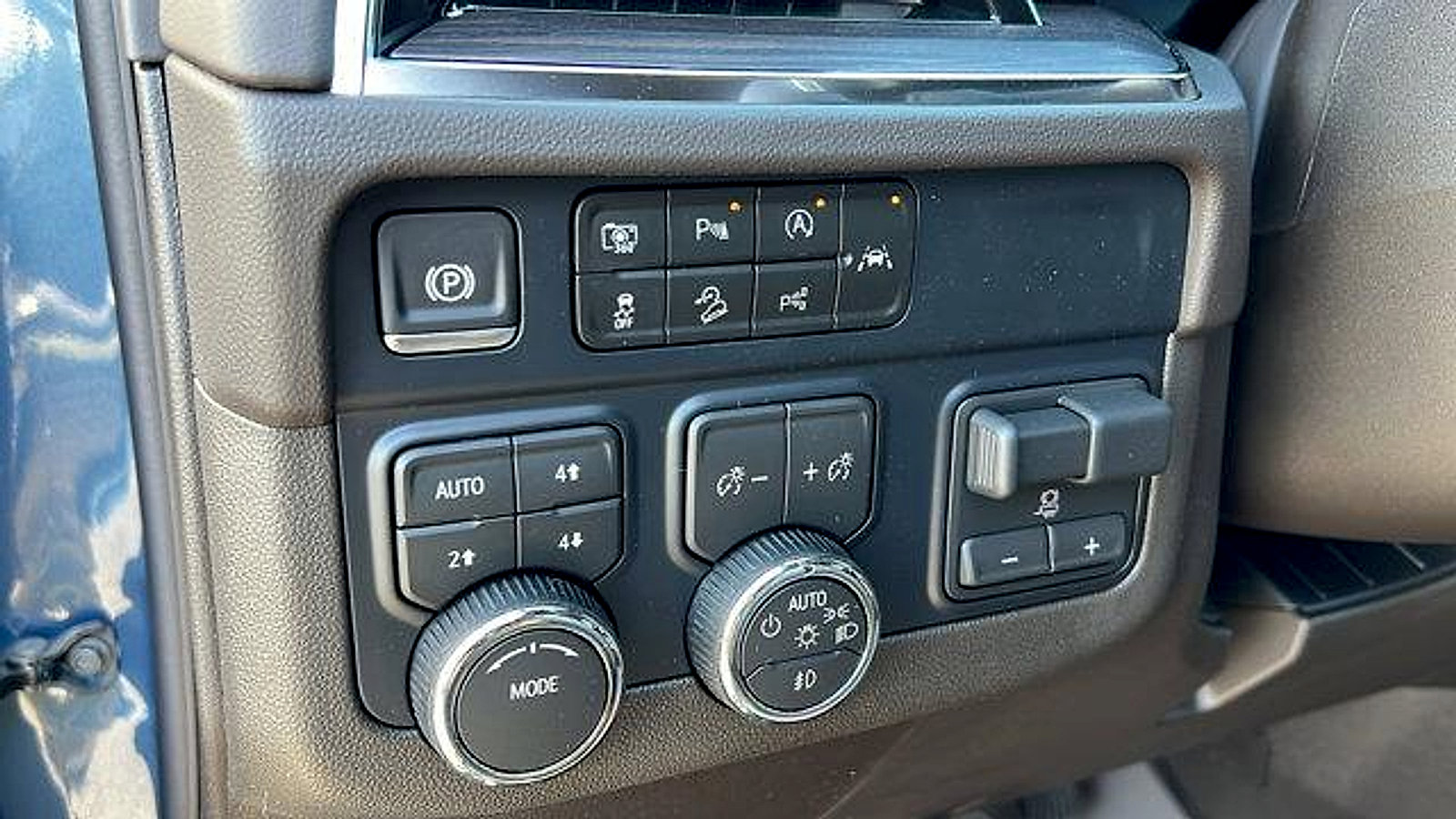 New 2026 Chevrolet Tahoe LT w/ Comfort Package image 32