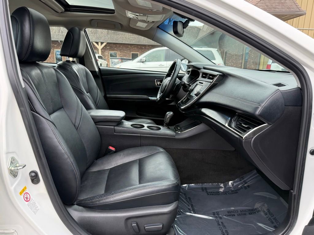 Used 2016 Toyota Avalon Touring image 15
