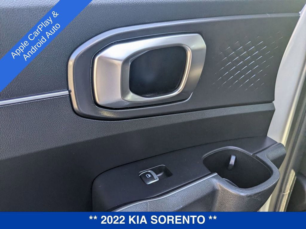 Used 2022 Kia Sorento LX image 28
