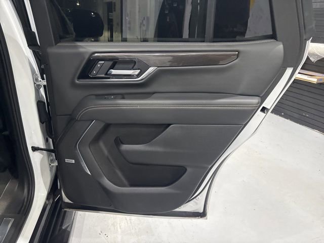 Used 2025 GMC Yukon Elevation w/ Technology Package image 36
