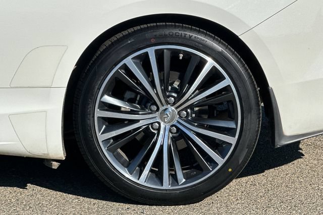 Used 2018 INFINITI Q60 3.0t Luxe w/ Sensory Package 3.0T Luxe AWD/4WD image 30