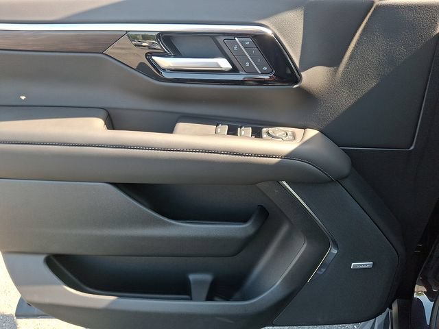 New 2026 Chevrolet Tahoe LT w/ Comfort Package AWD/4WD image 9