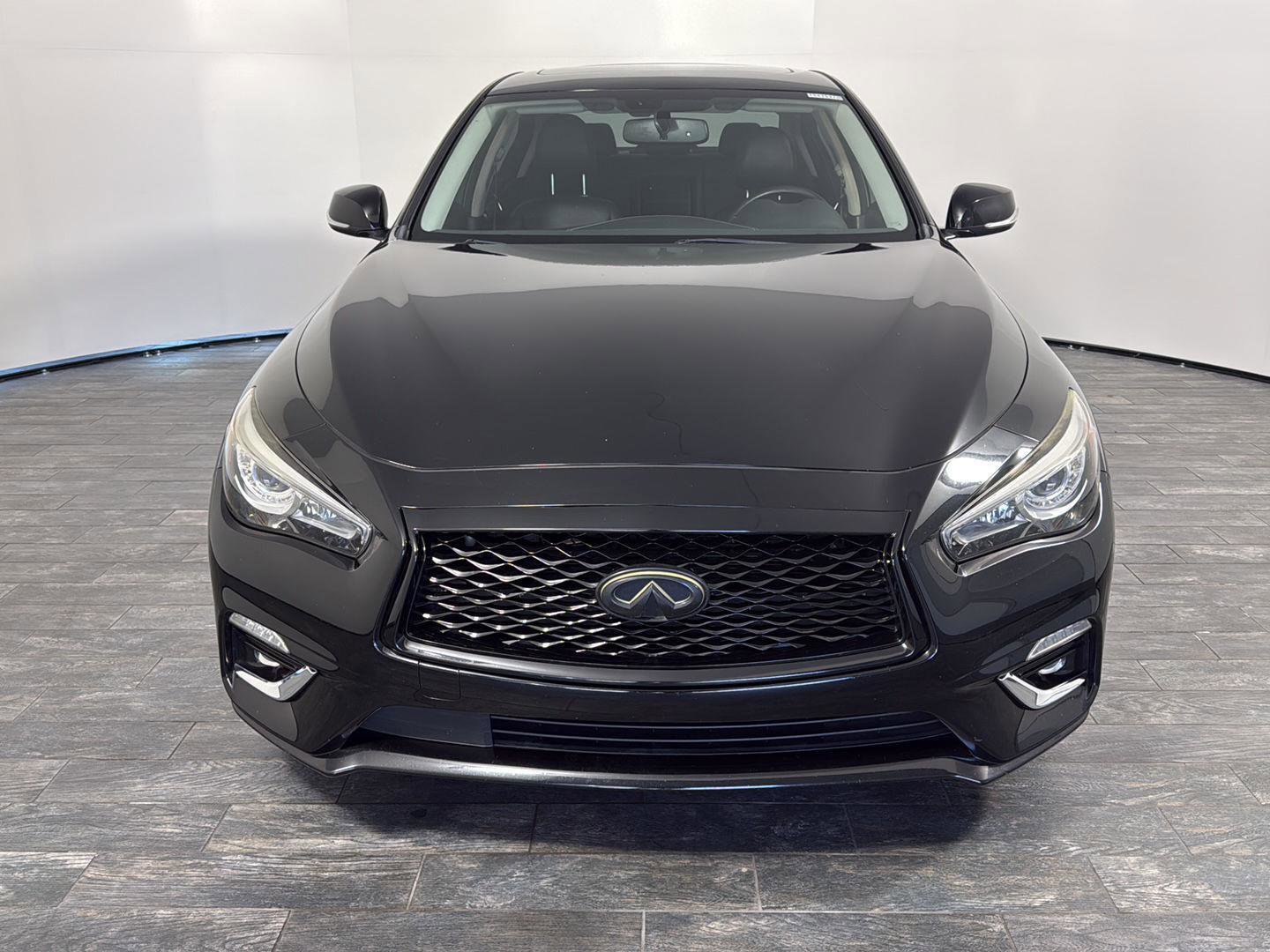 Used 2019 INFINITI Q50 Luxe image 3