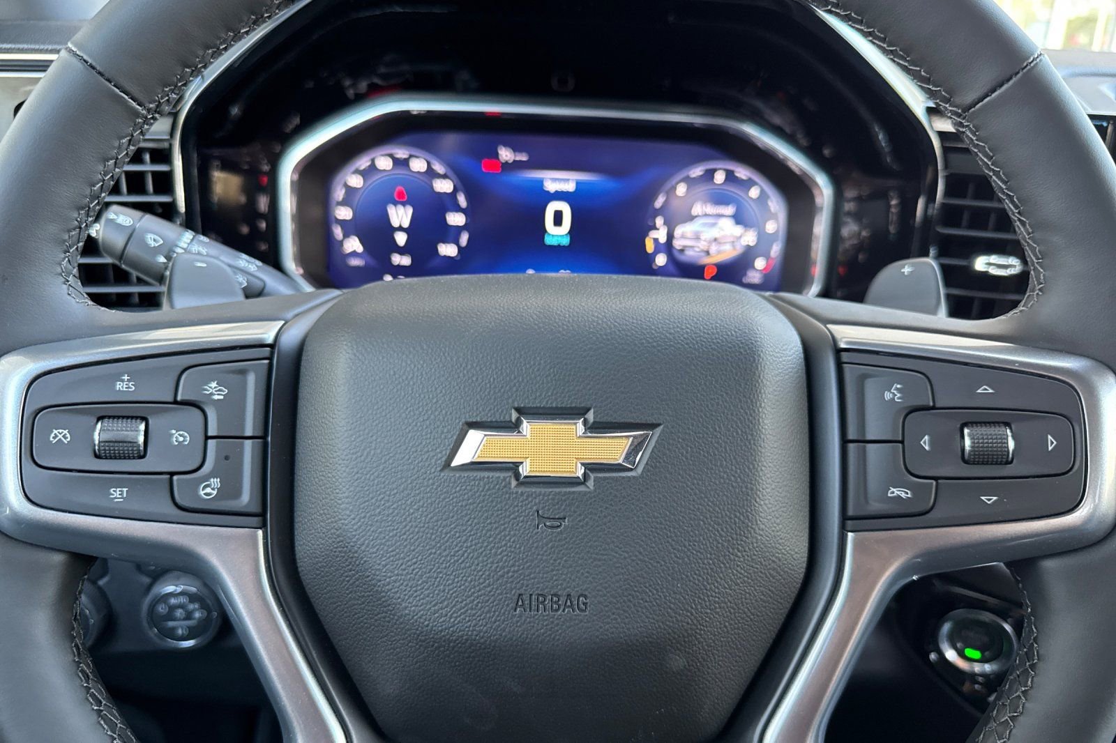 New 2026 Chevrolet Silverado 1500 LTZ w/ LTZ Premium Package AWD/4WD image 22