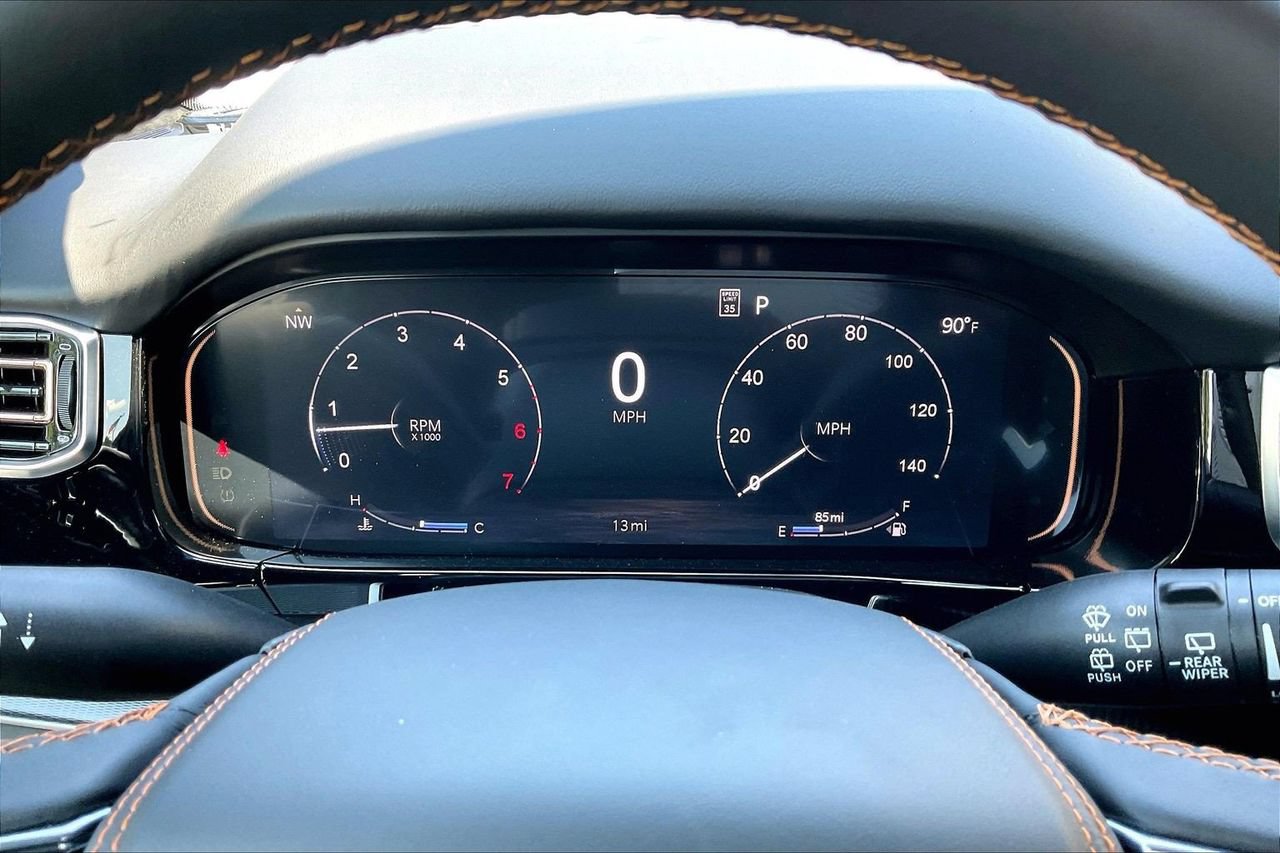 New 2026 Jeep Grand Wagoneer Summit AWD/4WD image 11