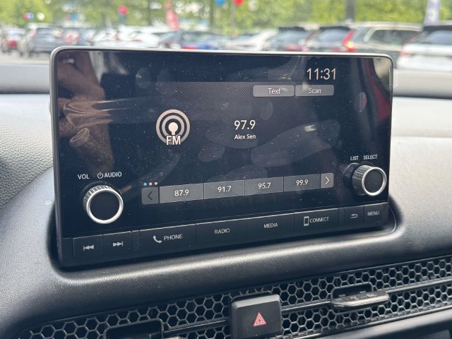 Used 2025 Honda HR-V Sport image 29