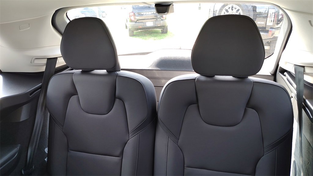 New 2026 Volvo XC90 B6 Plus w/ Protection Package Premier image 37
