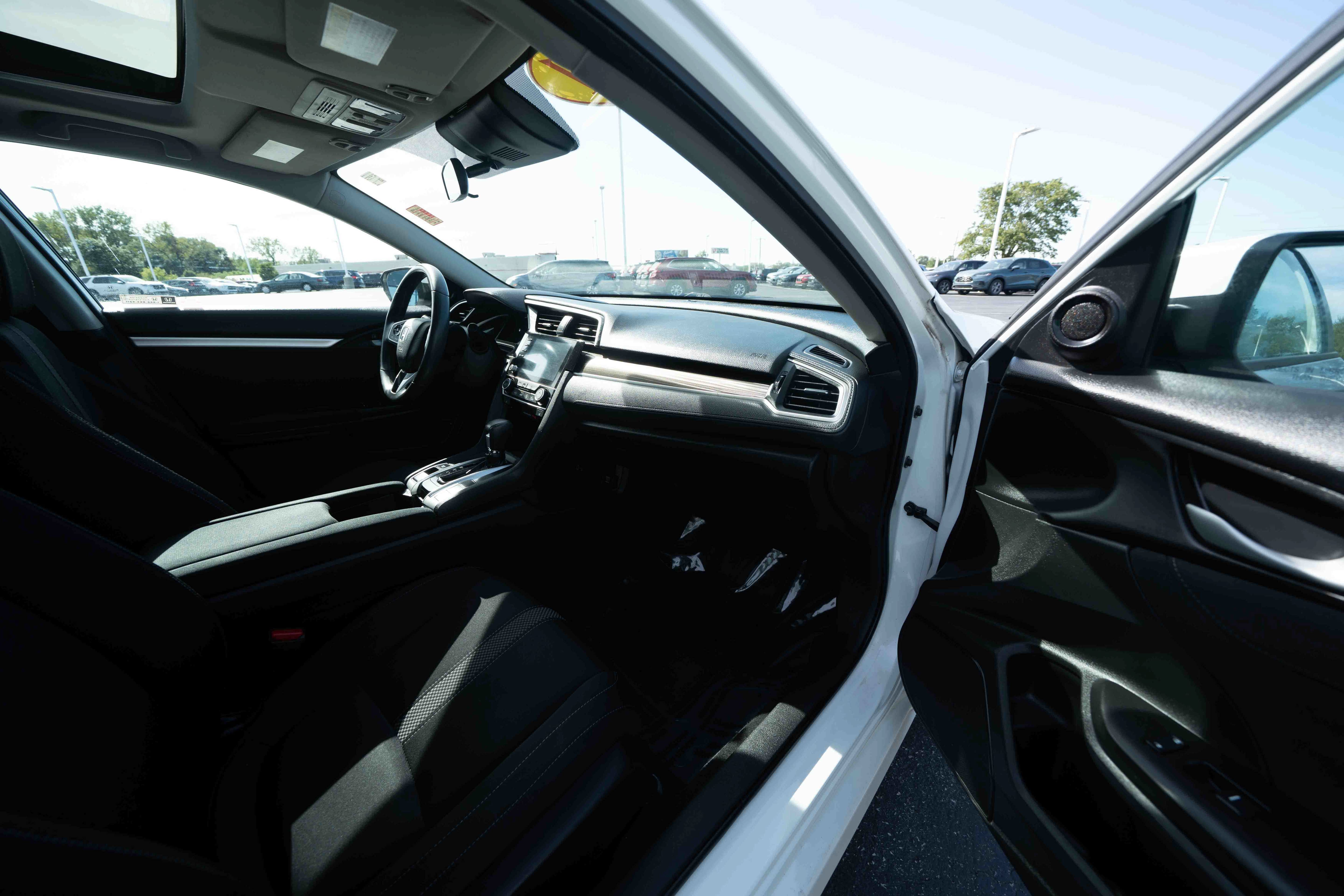 Certified 2021 Honda Civic EX image 25