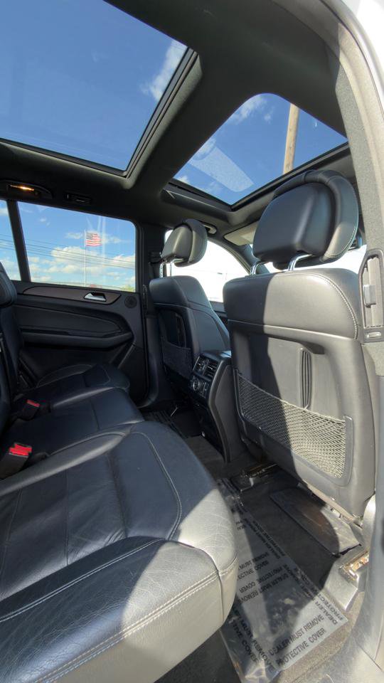 Used 2017 Mercedes-Benz GLS 450 4MATIC image 52