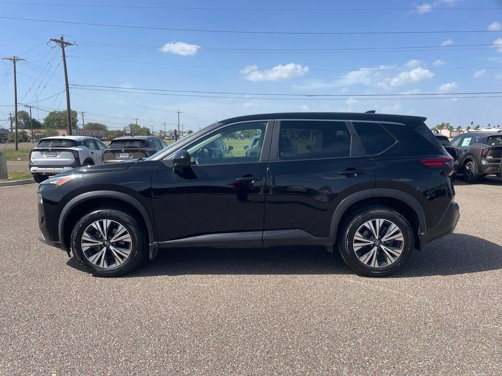 Certified 2023 Nissan Rogue SV FWD image 4