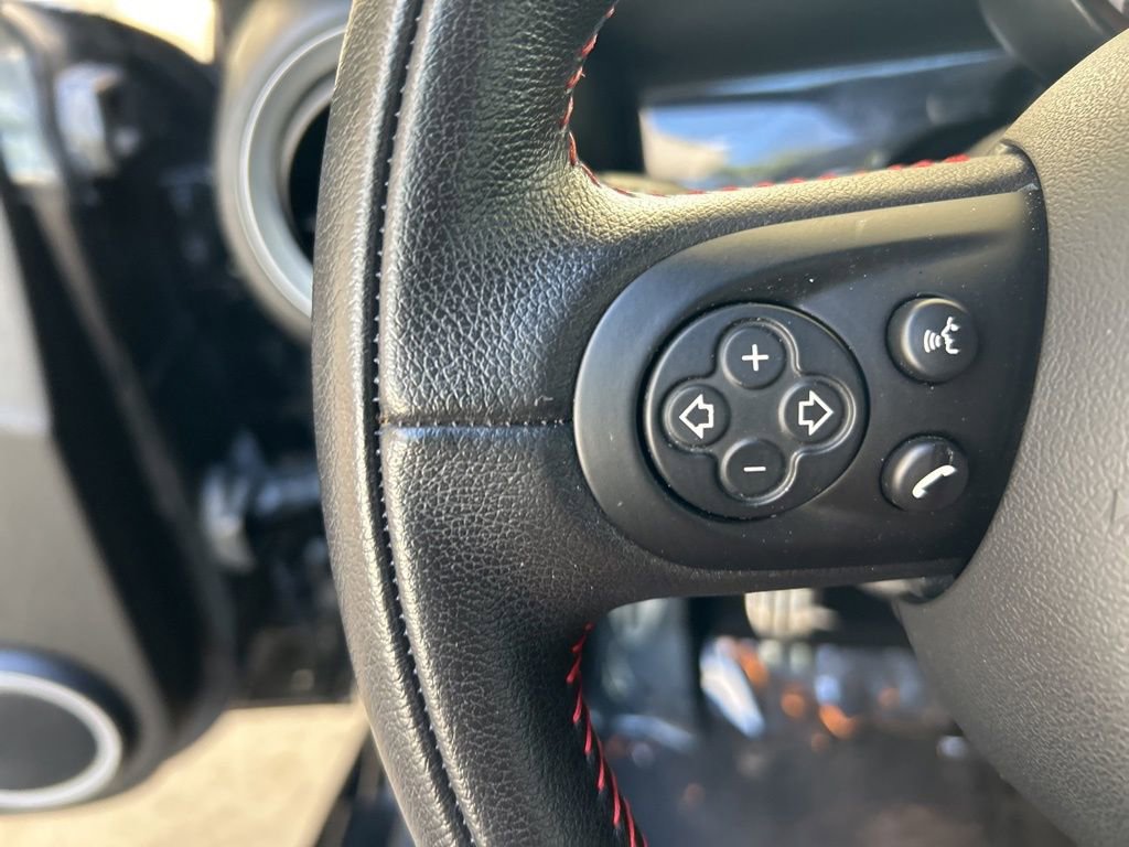 Used 2013 MINI Cooper S image 40