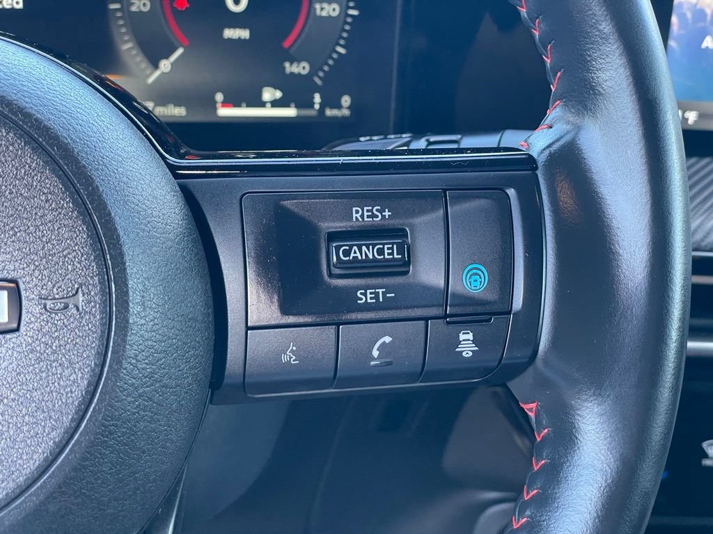 Certified 2025 Nissan Kicks SR AWD/4WD image 16