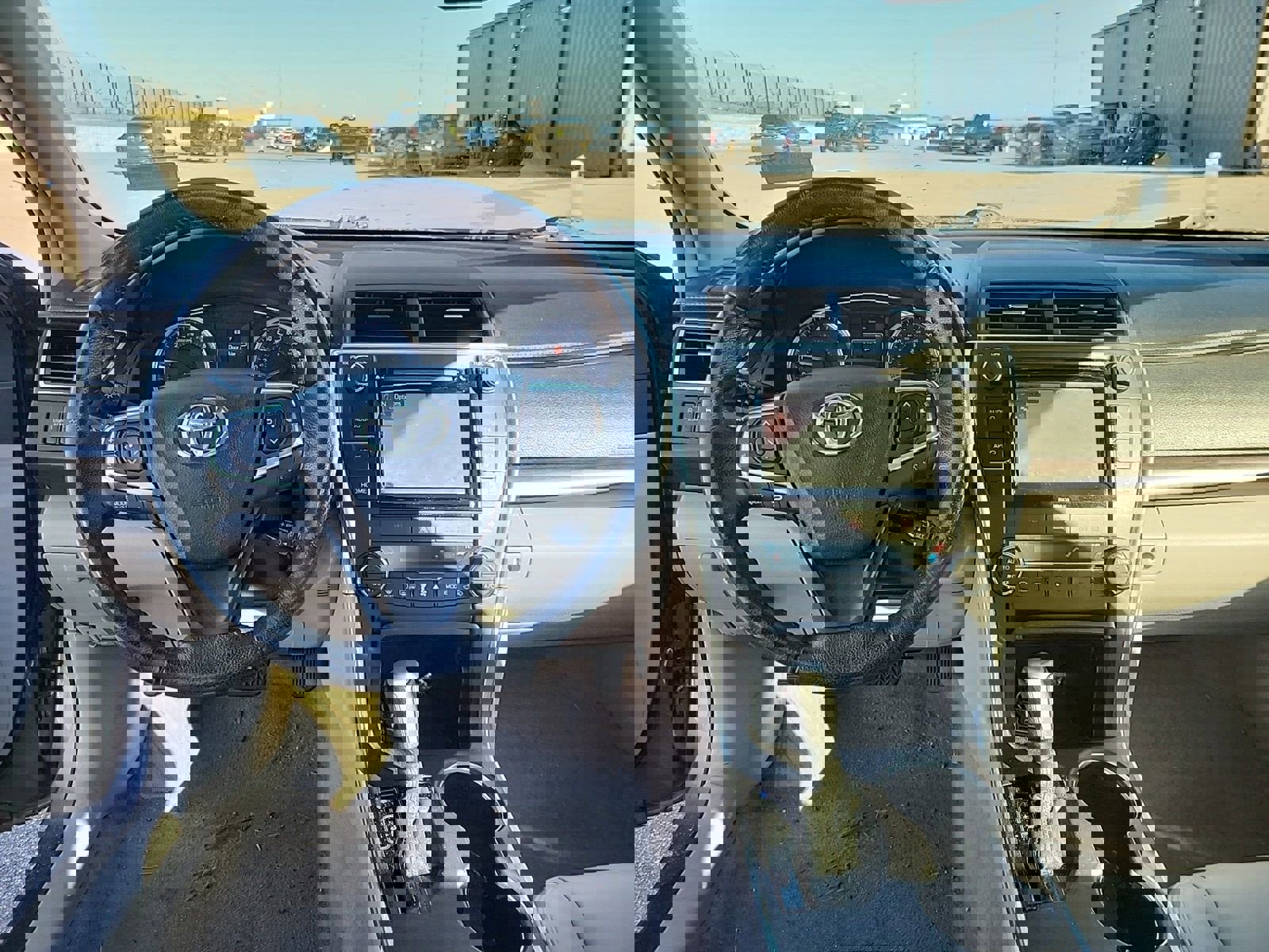 Used 2016 Toyota Camry XLE image 7