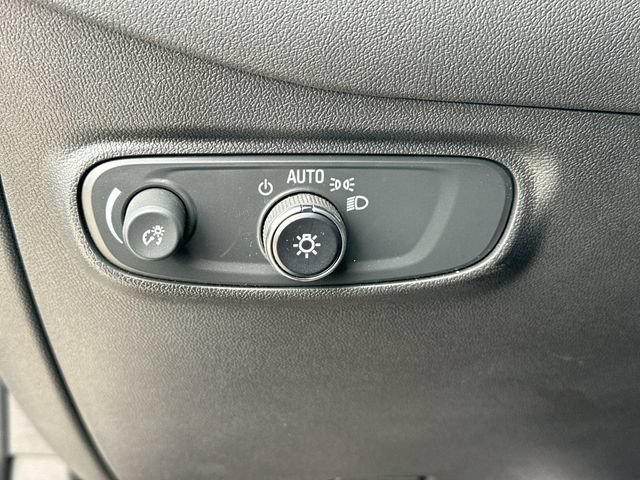 Used 2024 Chevrolet Equinox LT w/ LPO, Floor Liner Package FWD image 21