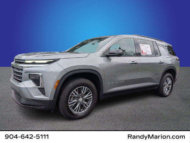 Used 2026 Chevrolet Traverse LT w/ Driver Confidence Package