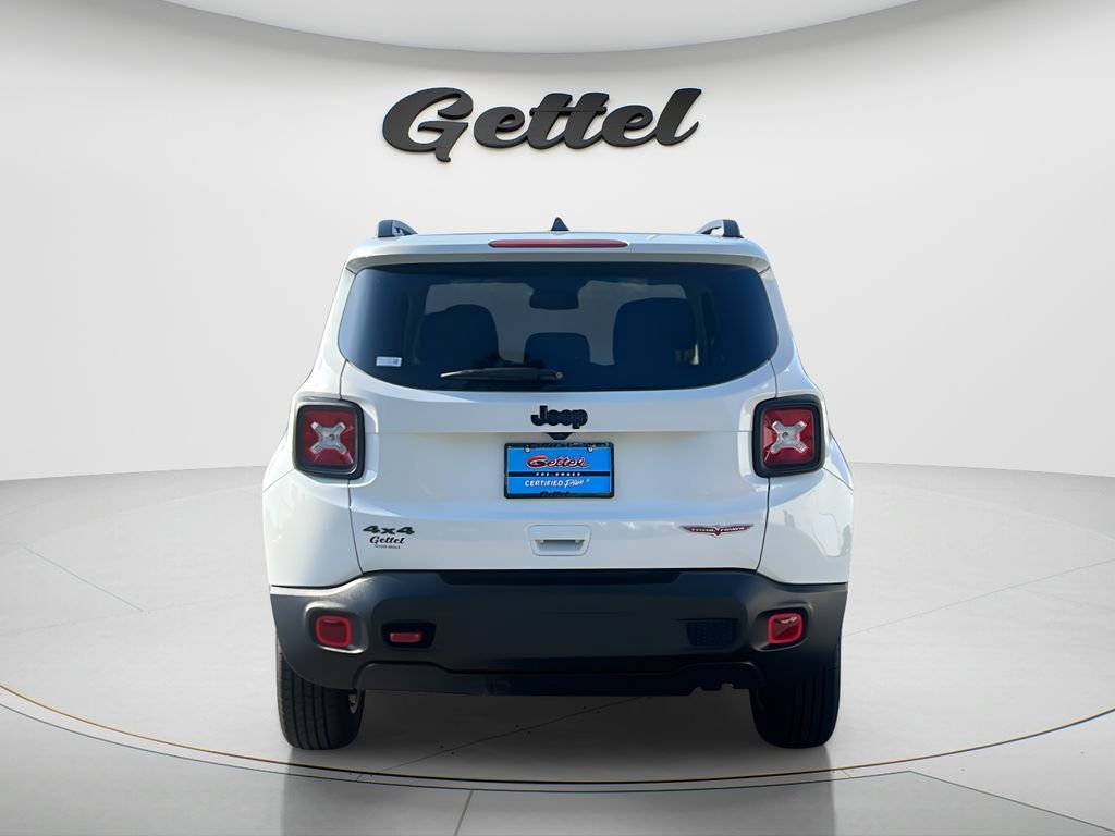 Used 2023 Jeep Renegade Trailhawk AWD/4WD image 6