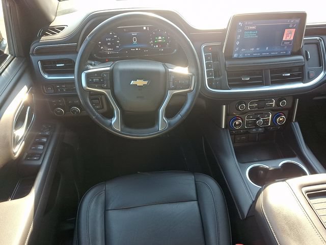 Used 2022 Chevrolet Tahoe LT w/ Luxury Package AWD/4WD image 12