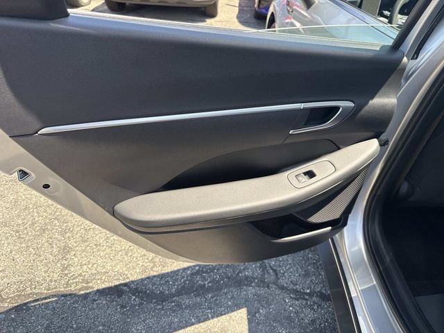 Certified 2025 Hyundai Sonata SE FWD image 15