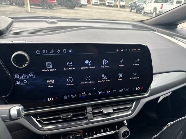 New 2025 Chevrolet Equinox EV RS w/ Active Safety Package 3 AWD/4WD image 28