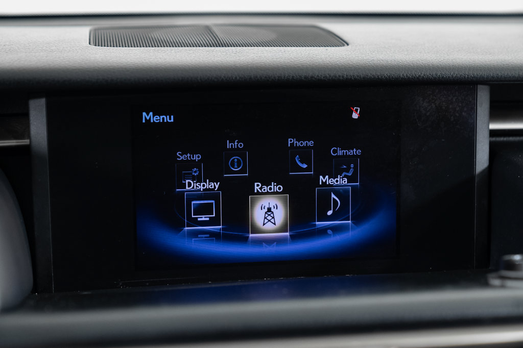 Used 2016 Lexus IS 200t RWD image 29