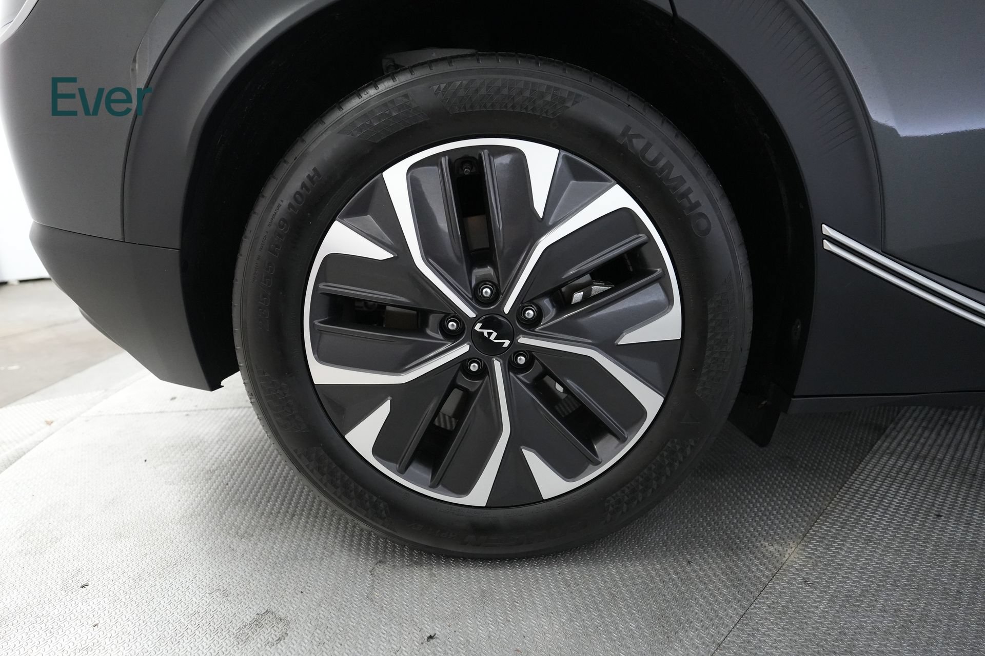 Used 2024 Kia EV6 Light RWD image 21
