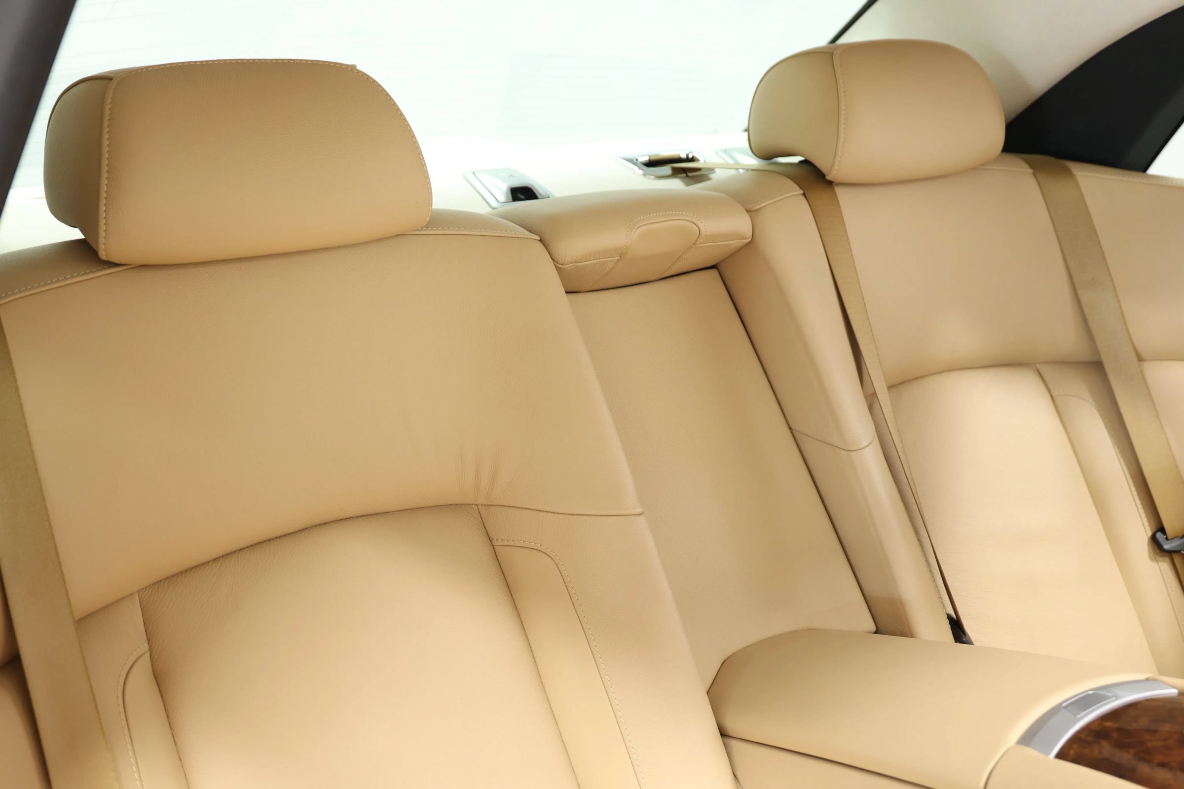 Used 2010 Rolls-Royce Ghost RWD image 78