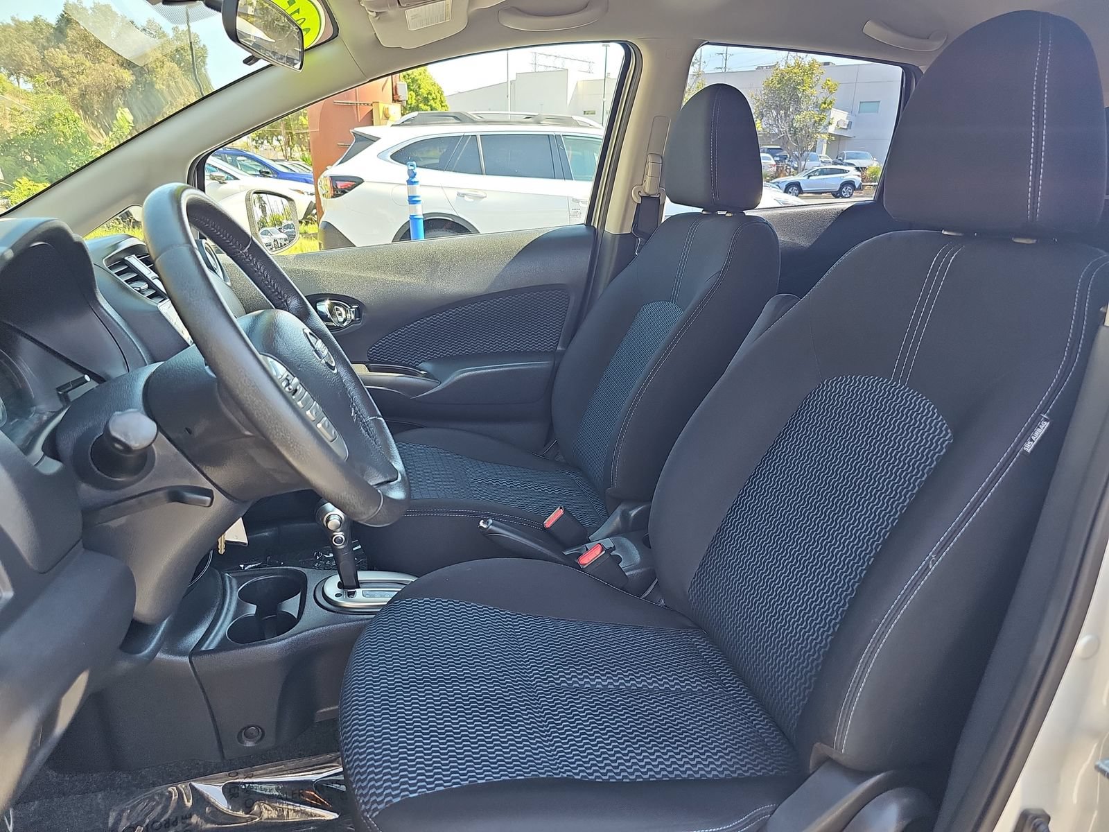 Used 2015 Nissan Versa Note SV w/ Sport Value Package FWD image 14
