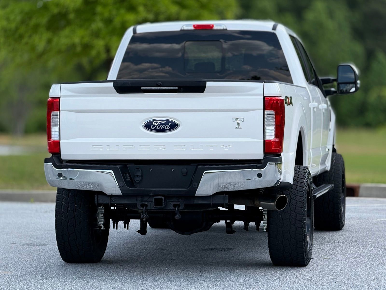 Used 2017 Ford F250 Lariat w/ Lariat Ultimate Package AWD/4WD image 7