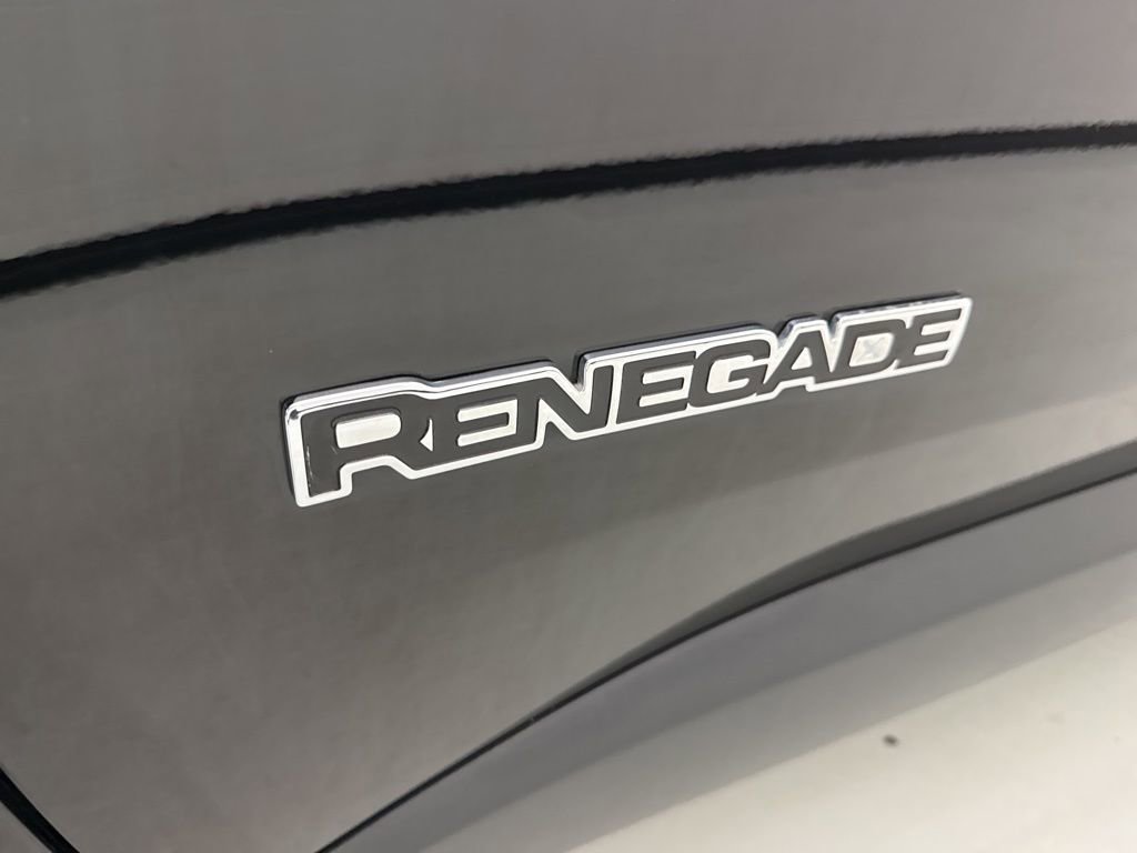 Used 2023 Jeep Renegade Latitude image 15
