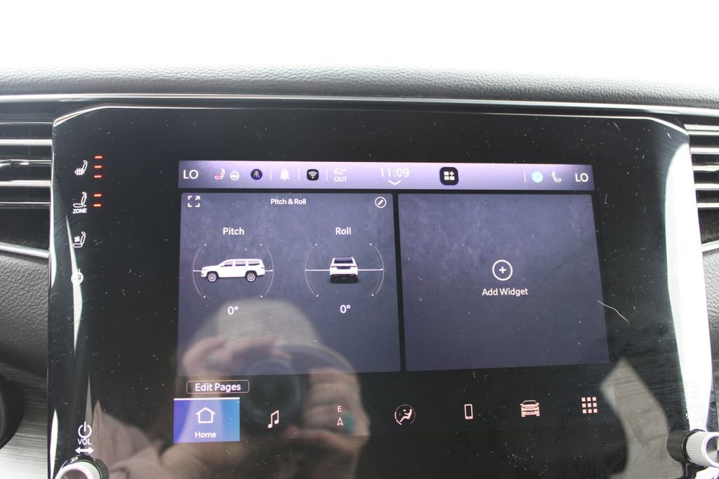 Used 2024 Jeep Wagoneer Series II image 53