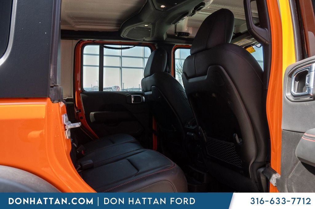 Used 2025 Jeep Wrangler Unlimited Rubicon w/ Convenience Group image 21