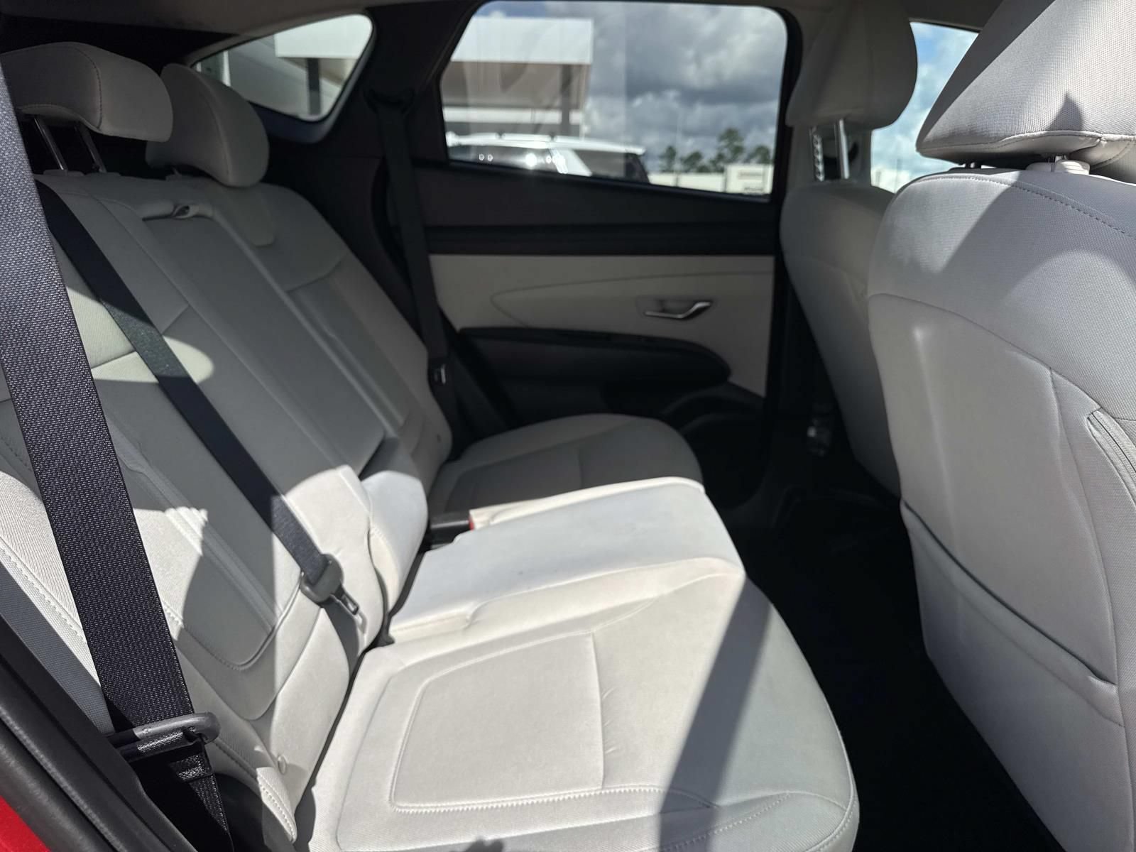 Used 2025 Hyundai Tucson SEL FWD image 9