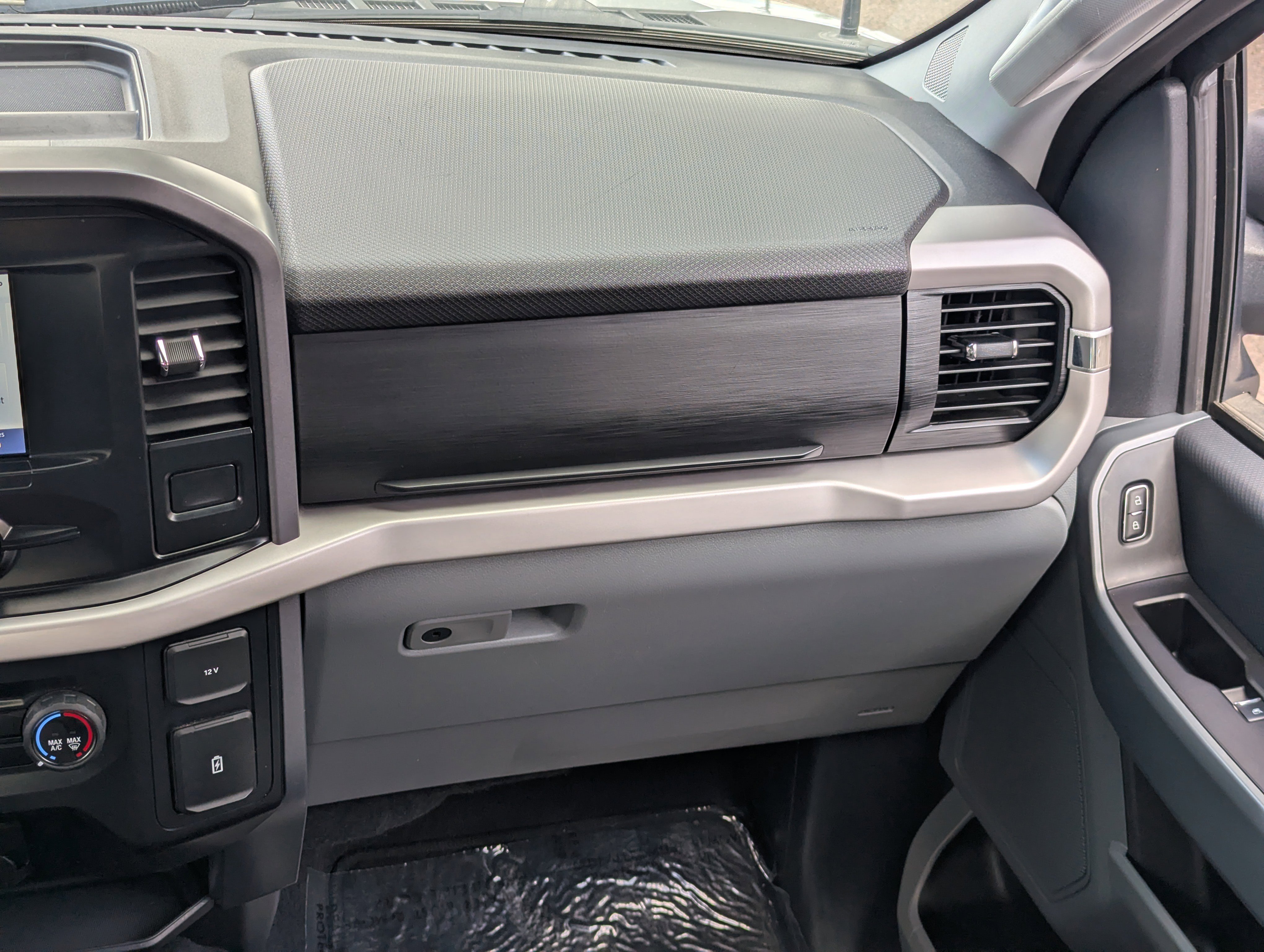 Used 2023 Ford F150 XLT image 15