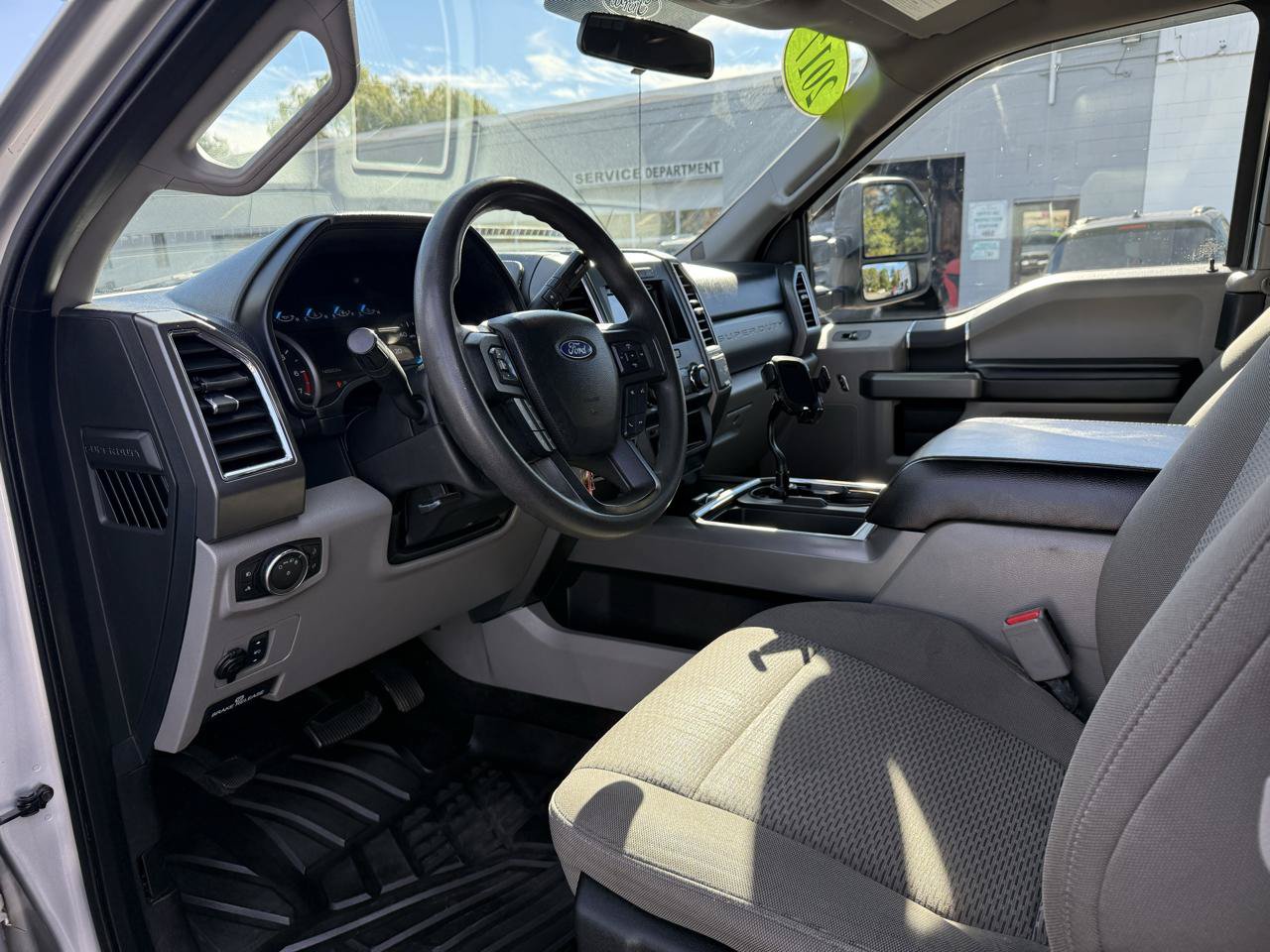 Used 2017 Ford F250 XLT w/ XLT Value Package AWD/4WD image 23