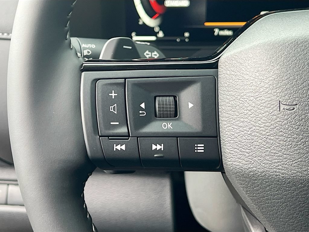 New 2026 Nissan Pathfinder SL FWD image 18