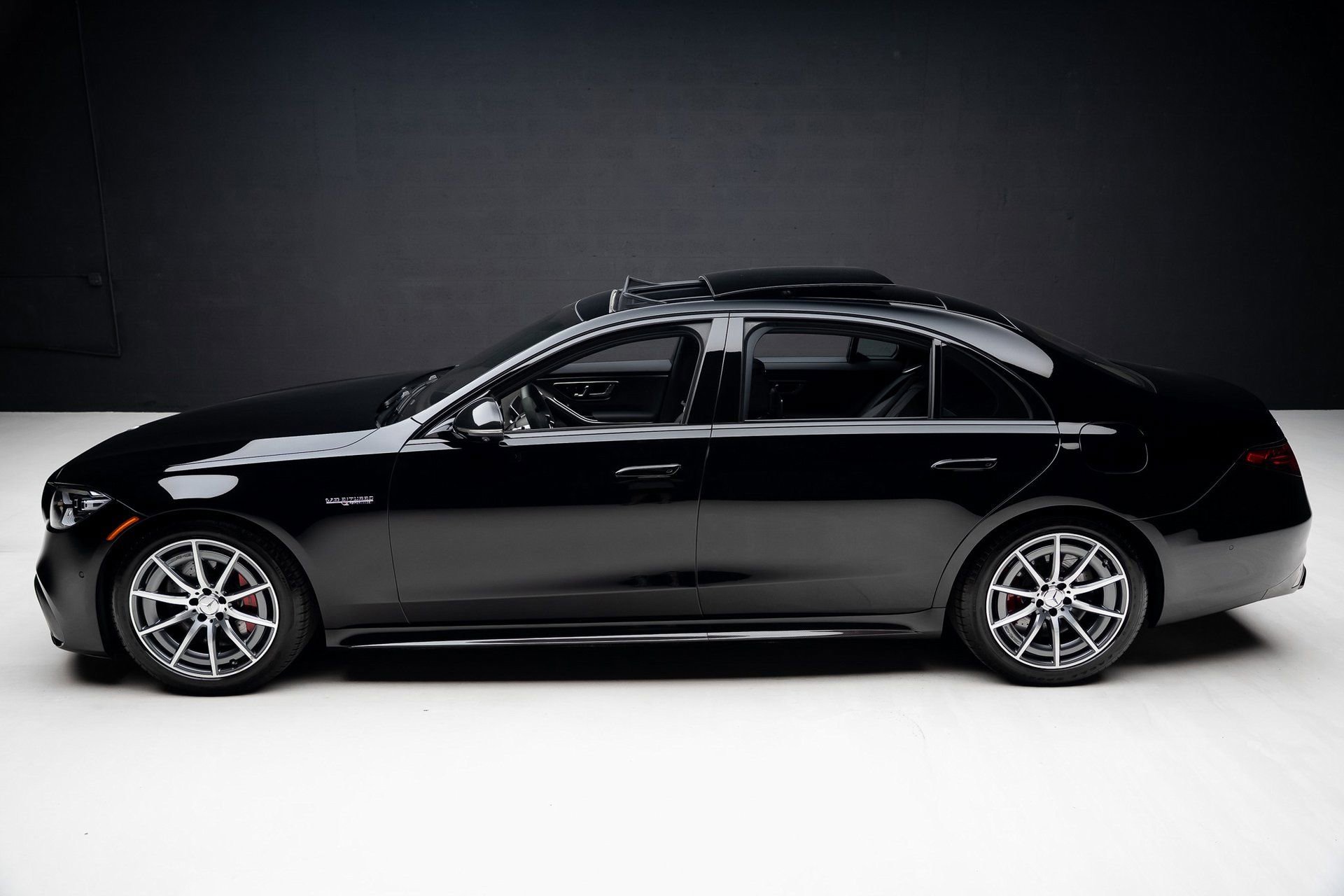 Used 2025 Mercedes-Benz S 63 AMG S image 17