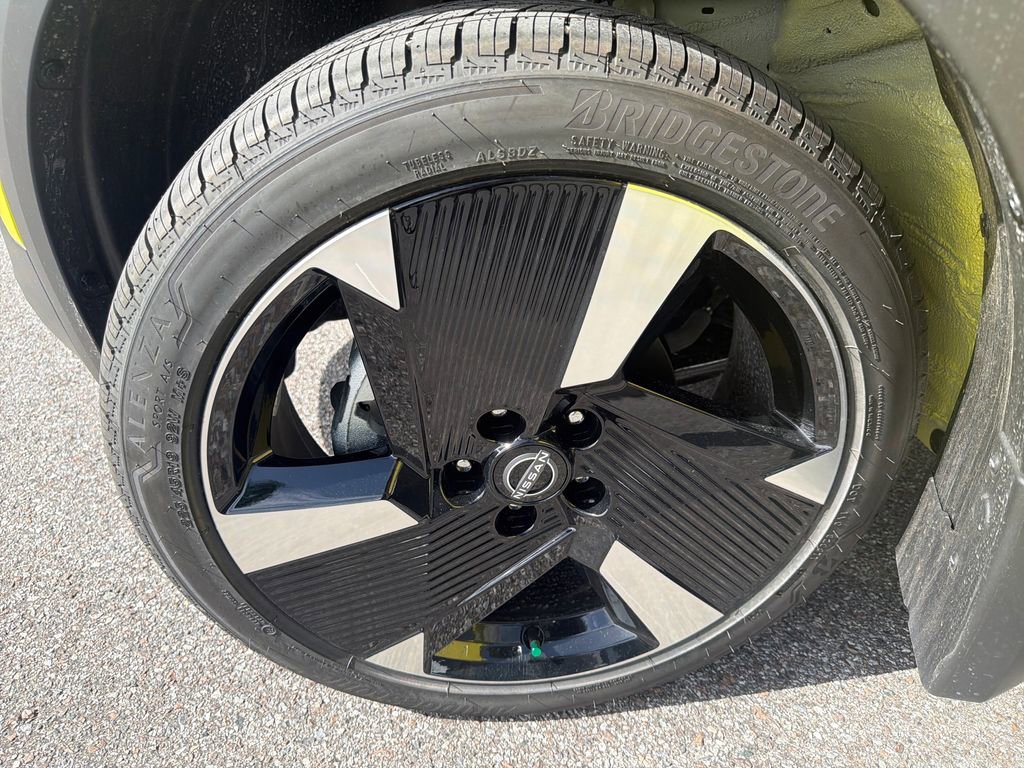 New 2026 Nissan Kicks SR w/ SR Premium Package image 40