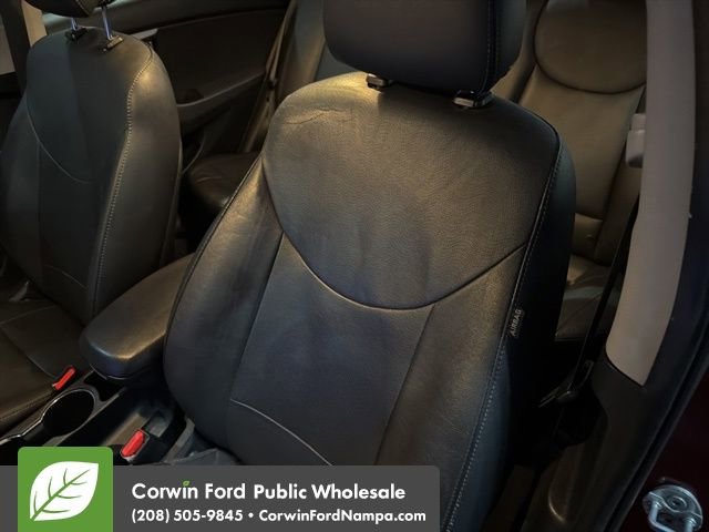 Used 2013 Hyundai Elantra Limited w/ Technology Pkg image 24